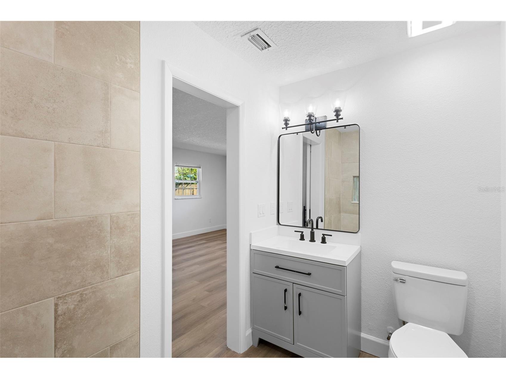 3321 Mahalia Place Orlando FL 32805 O6381881 image22