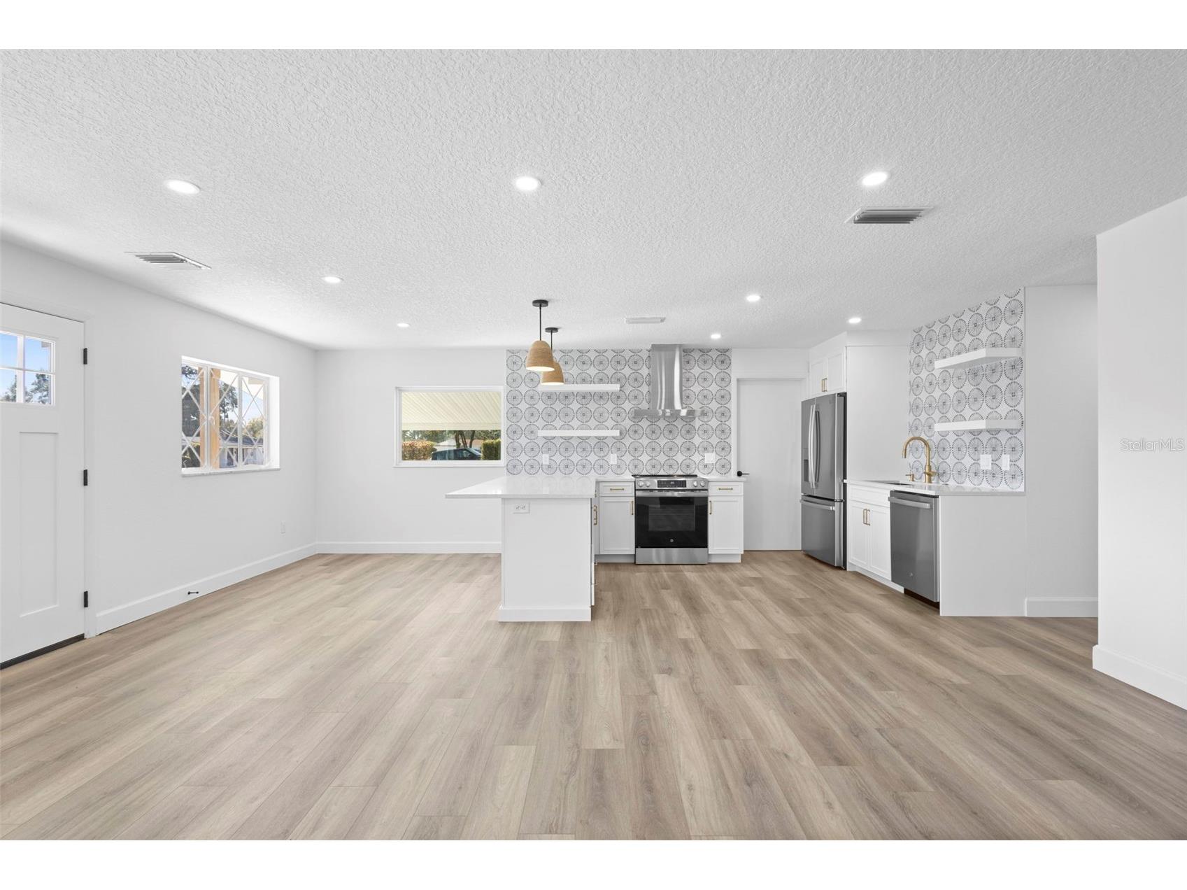 3321 Mahalia Place Orlando FL 32805 O6381881 image7