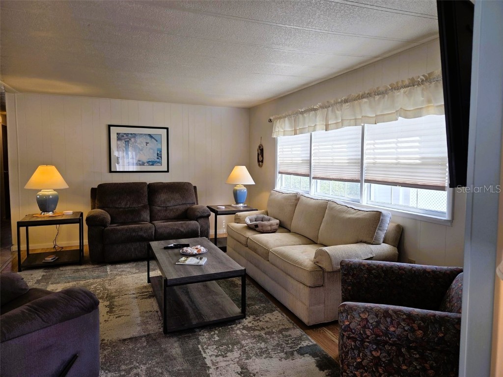 3321 Shingle Oak Terrace Sarasota FL 34237 A4670917 image15