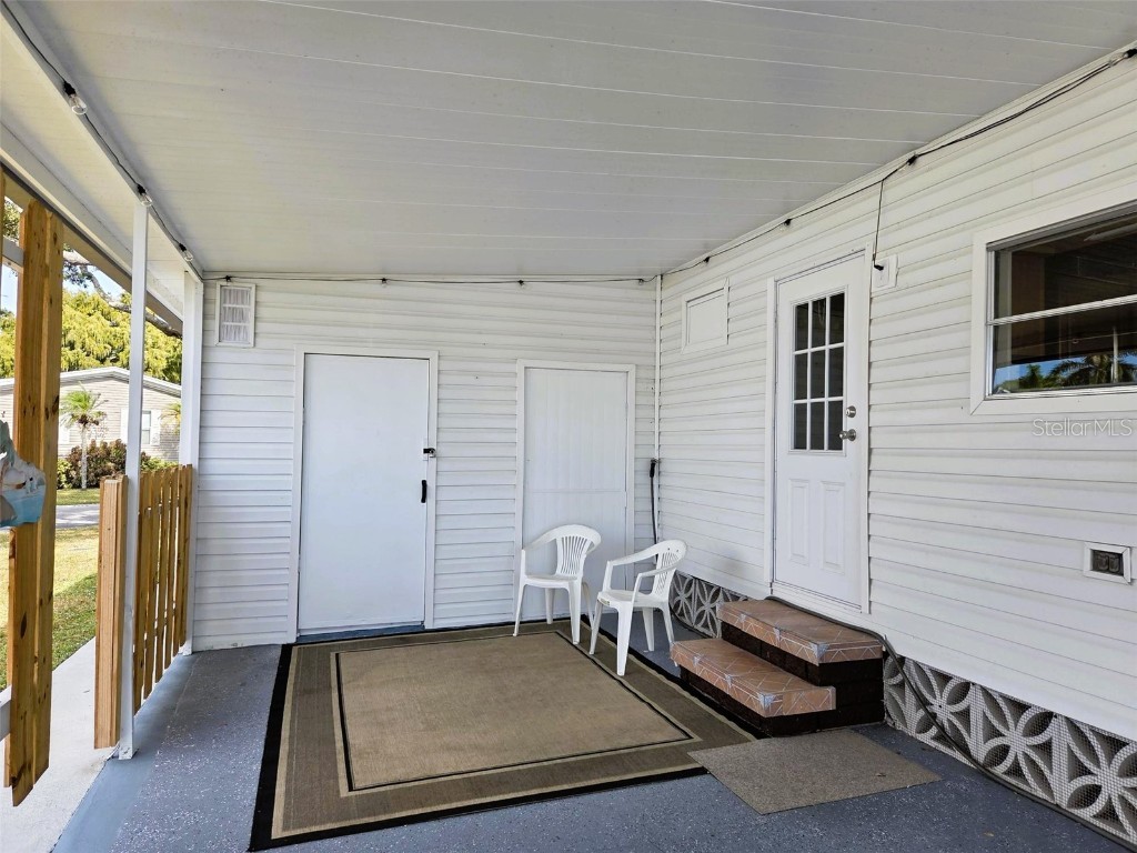 3321 Shingle Oak Terrace Sarasota FL 34237 A4670917 image8