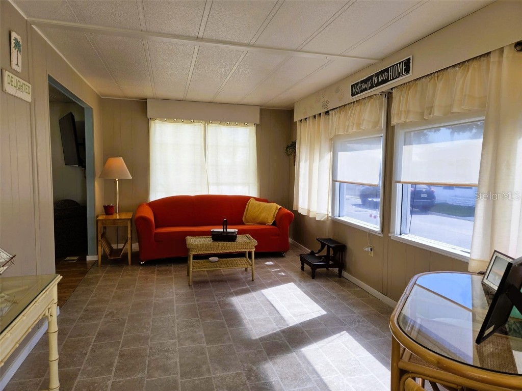 3321 Shingle Oak Terrace Sarasota FL 34237 A4670917 image9