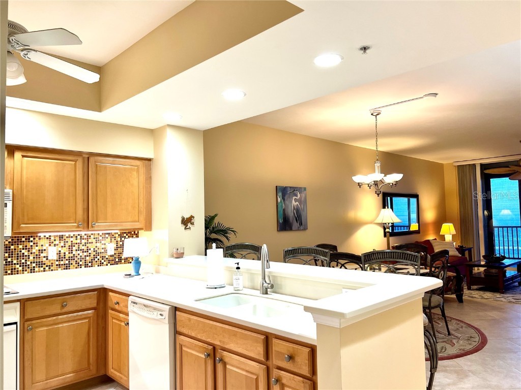 3321 Sunset Key Circle #508 Punta Gorda FL 33955 C7498232 image12