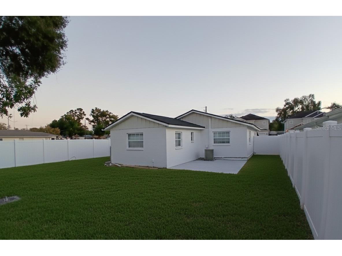 3321 W Palmetto Street Tampa FL 33607 TB8463372 image17