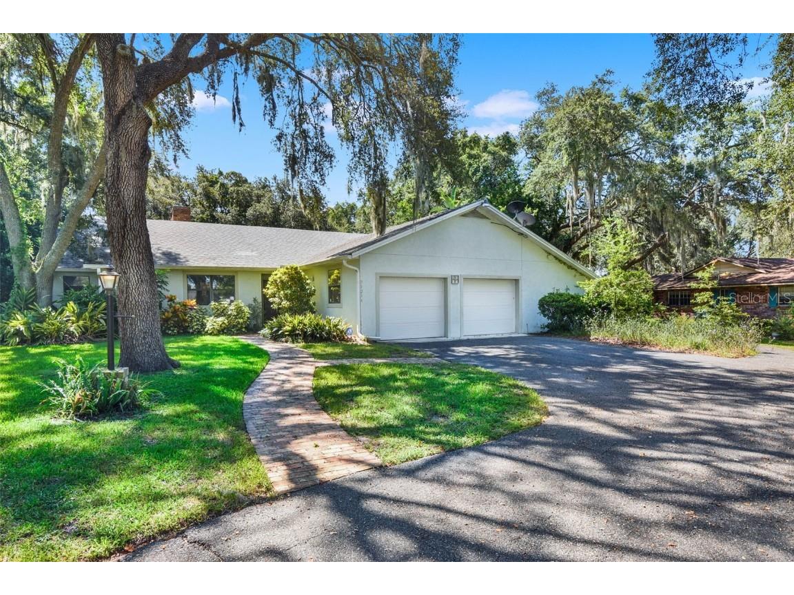 33214 Coventry Drive Leesburg FL 34788 O6331850 image1