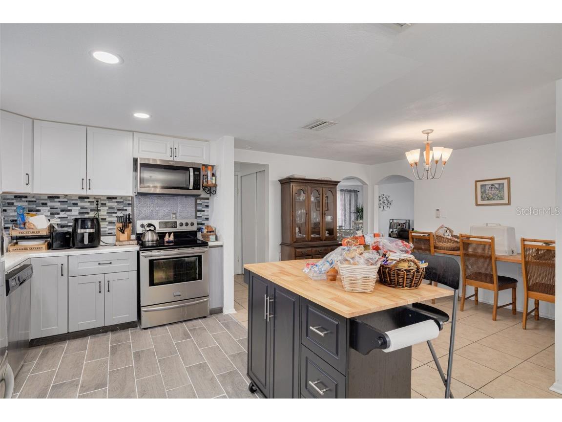 3322 Fairmount Drive Holiday FL 34691 TB8451894 image23