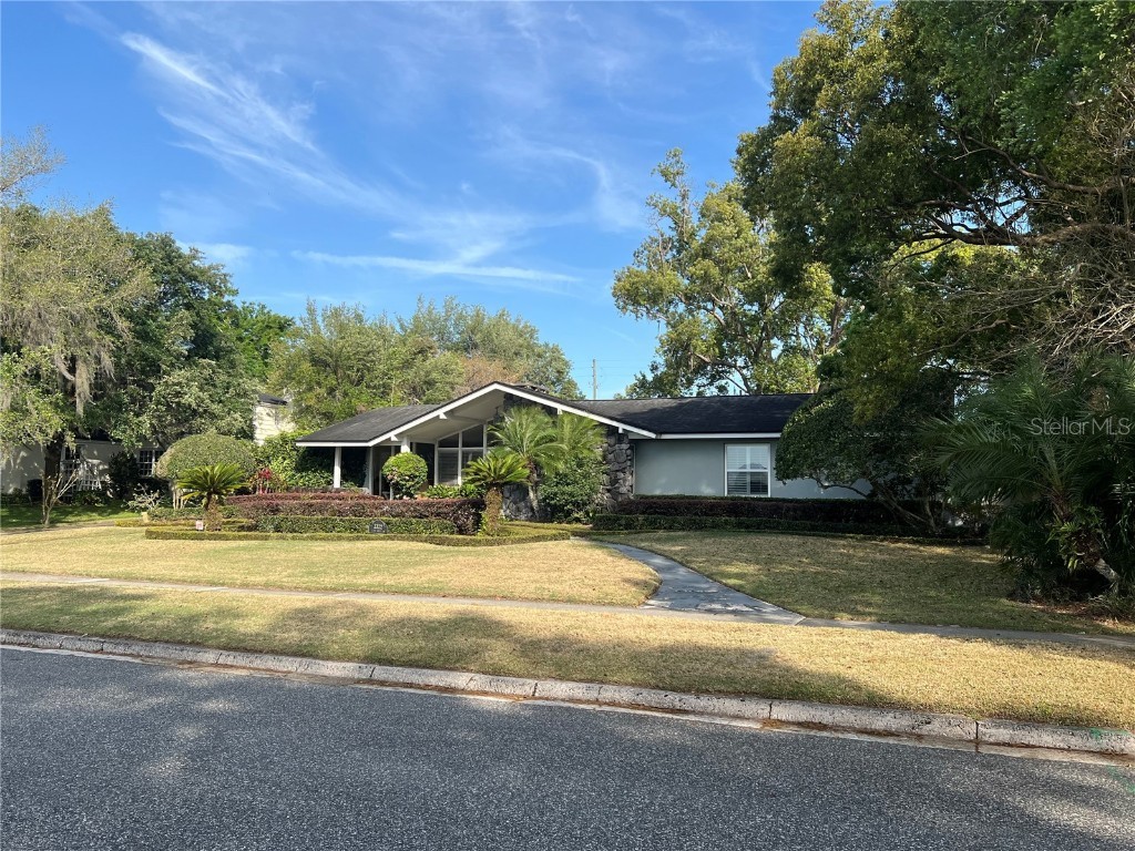 3322 Lake Shore Drive Orlando FL 32803 - LAKE SUE O6190227 image1