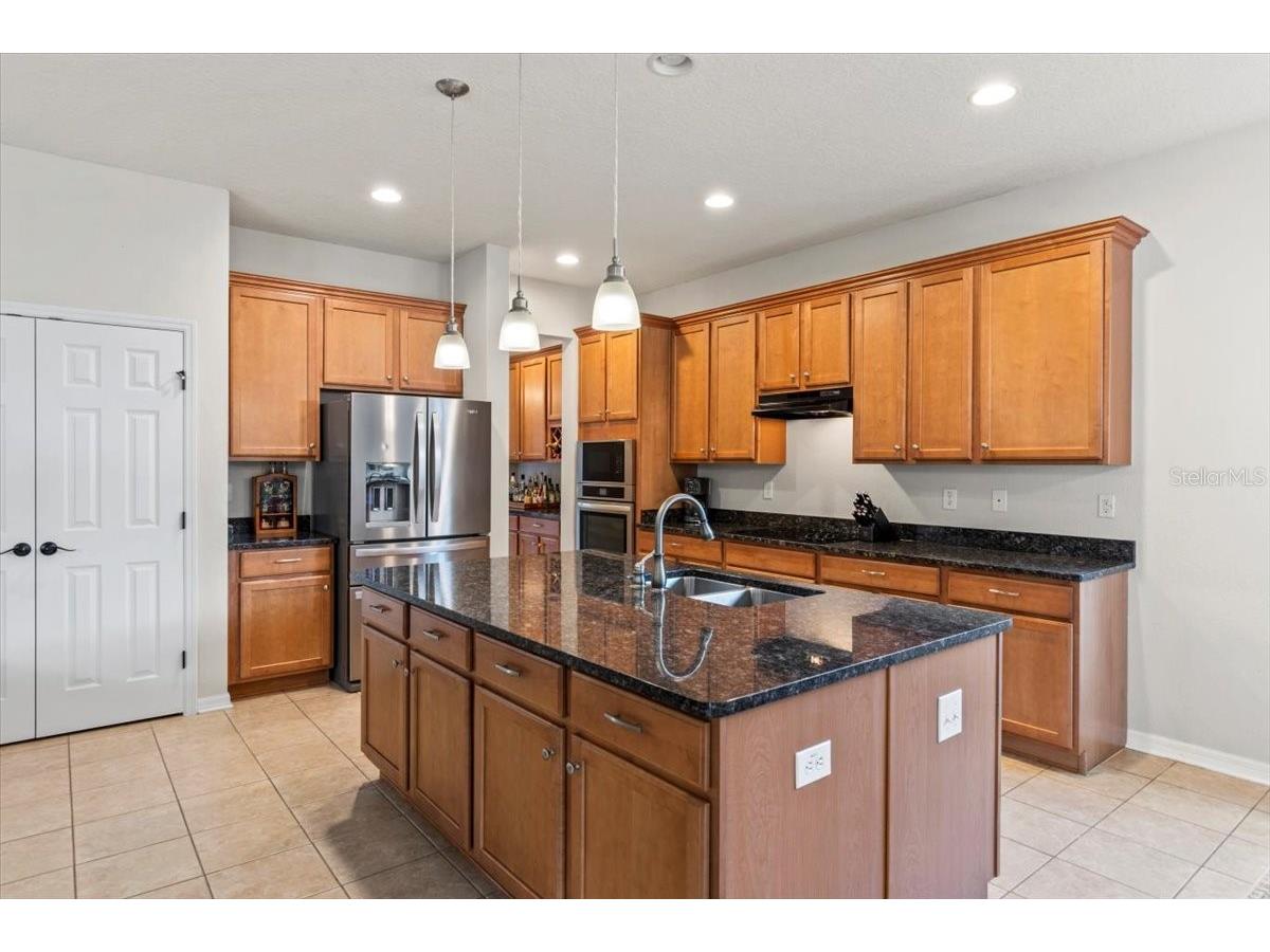 3322 Pino Avenue New Smyrna Beach FL 32168 V4946577 image6