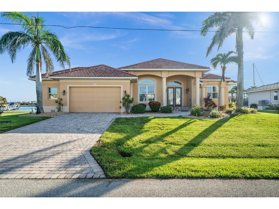 3322 Sandpiper Drive Punta Gorda FL 33950 - WHITE IBIS CANAL C7511036 image1