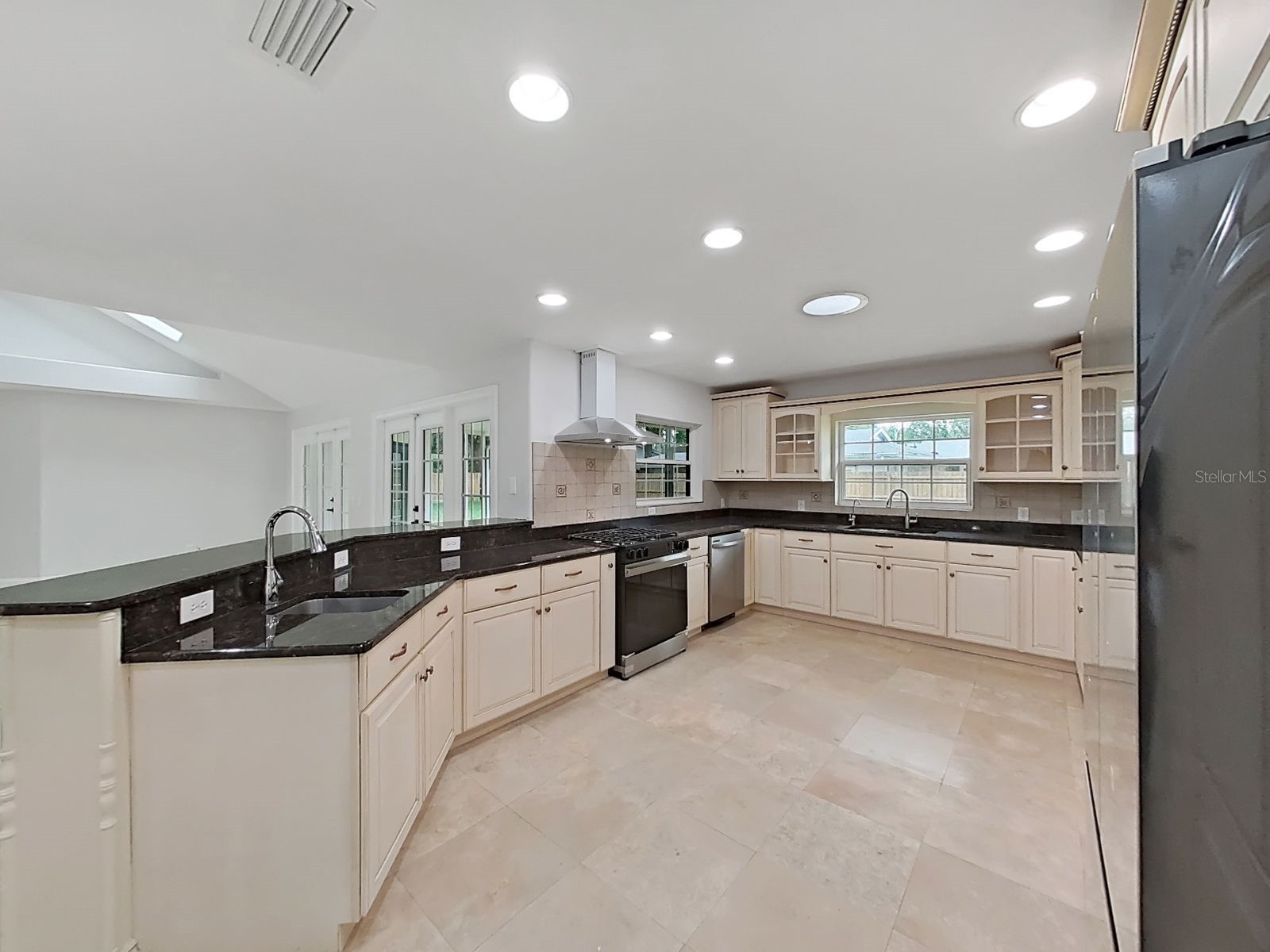 3322 Schefflera Road Tampa FL 33618 TB8518797 image10