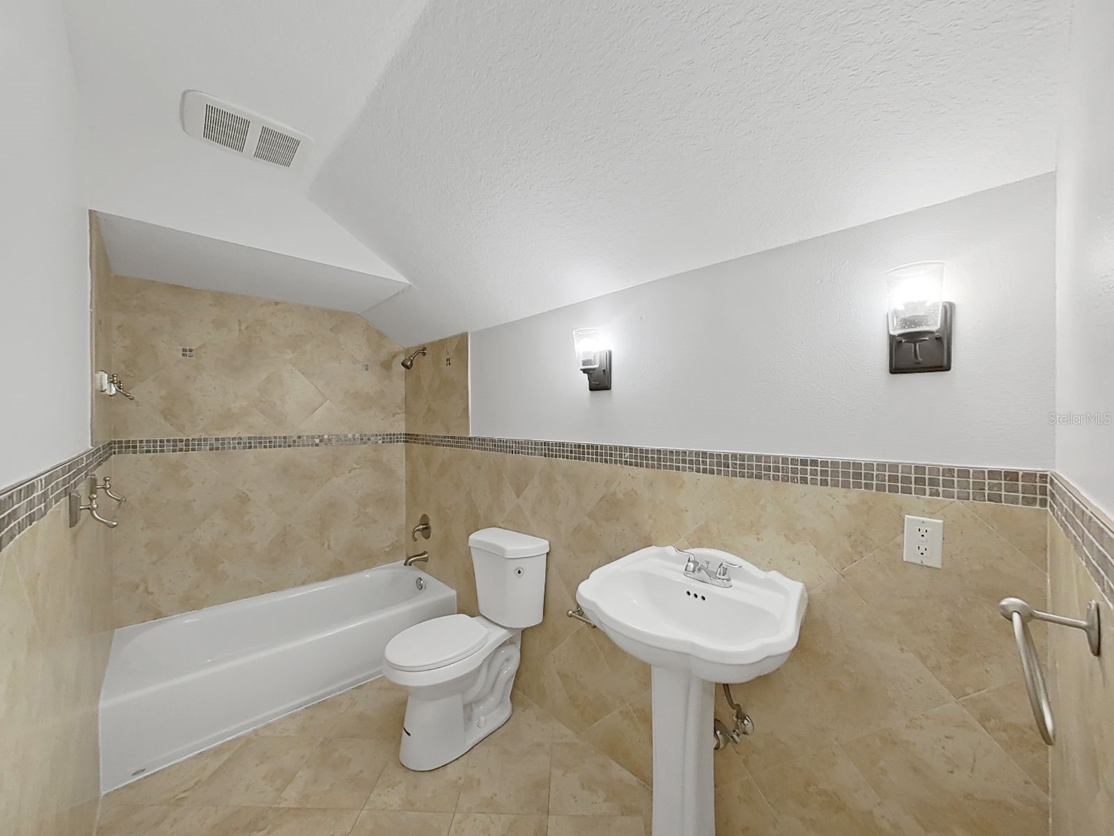 3322 Schefflera Road Tampa FL 33618 TB8518797 image32