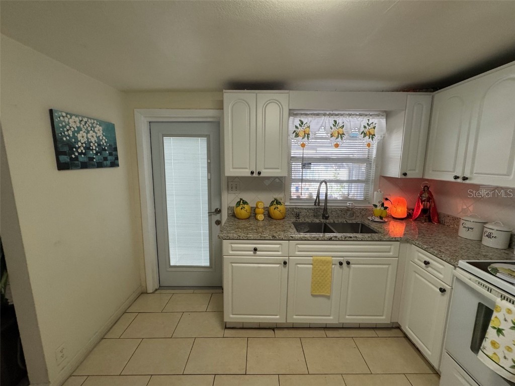 3322 W Saint Joseph Street Tampa FL 33607 TB8405217 image15