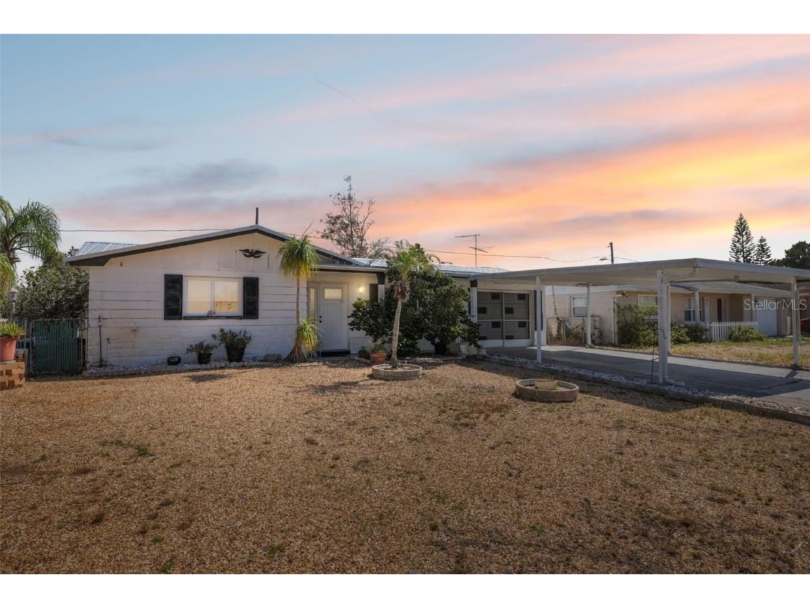 3322 Windfield Drive Holiday FL 34691 W7858908 image1