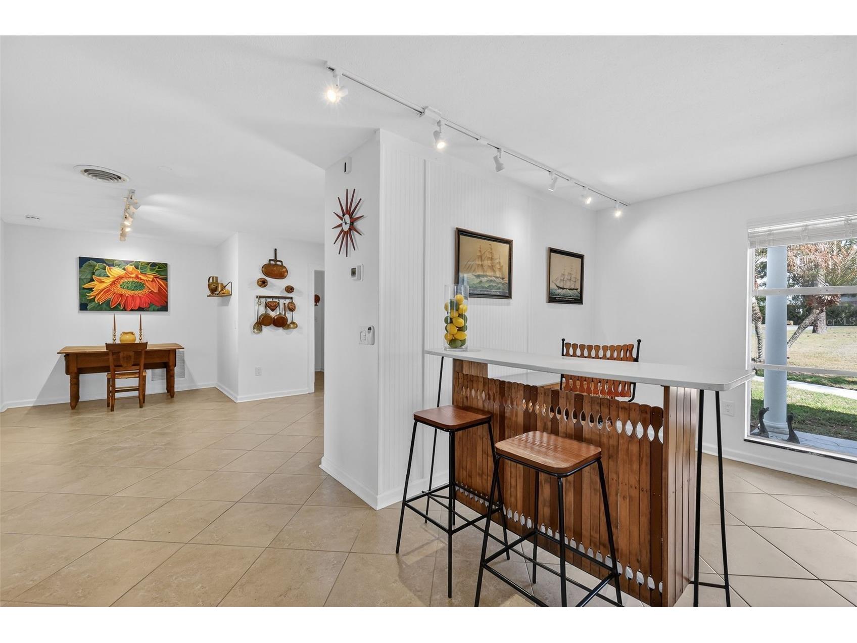 33225 Lakeshore Drive Tavares FL 32778 - LAKE DORA - HARRIS CHAIN OF LAKES G5108512 image12