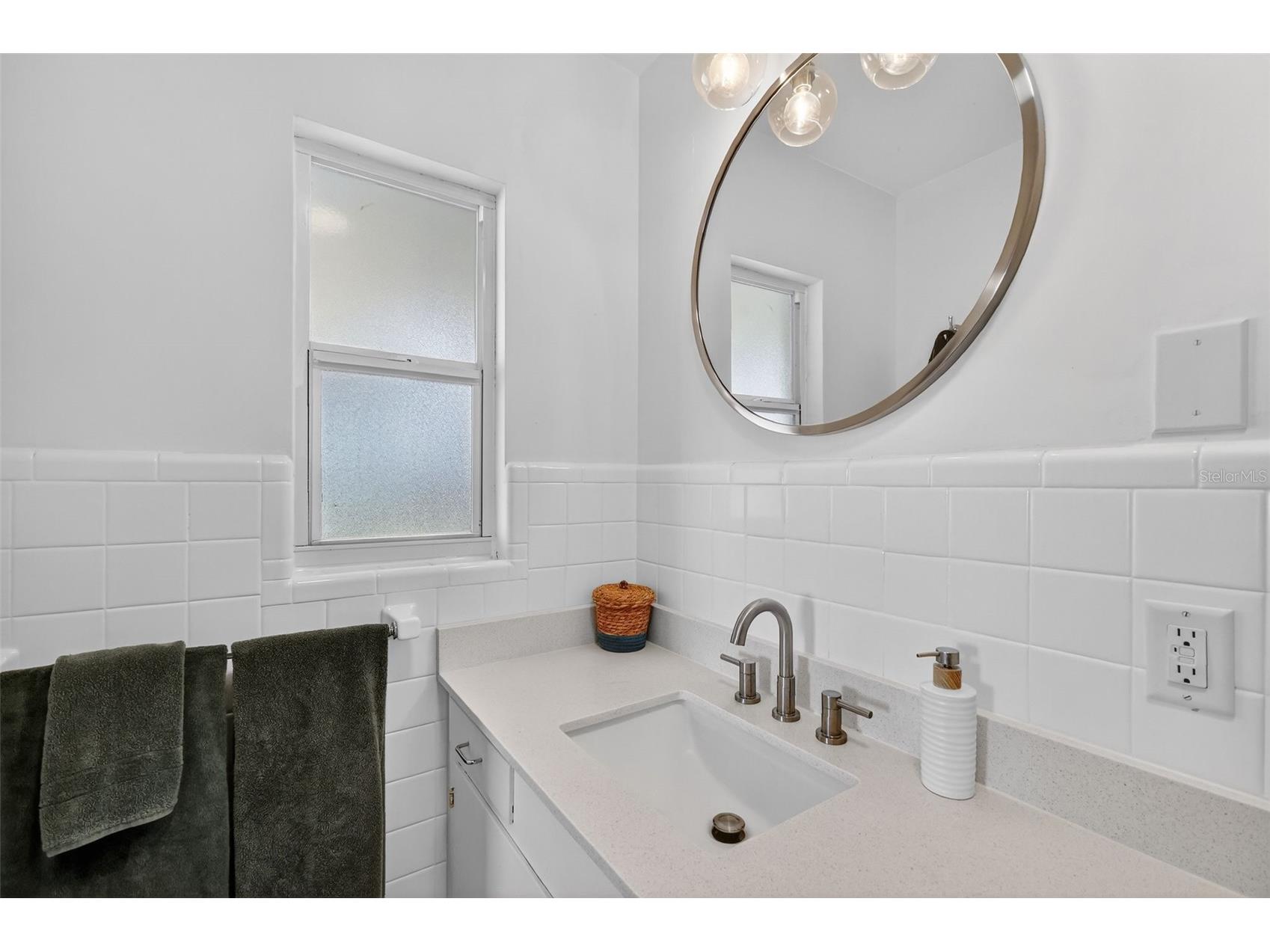 33225 Lakeshore Drive Tavares FL 32778 - LAKE DORA - HARRIS CHAIN OF LAKES G5108512 image28