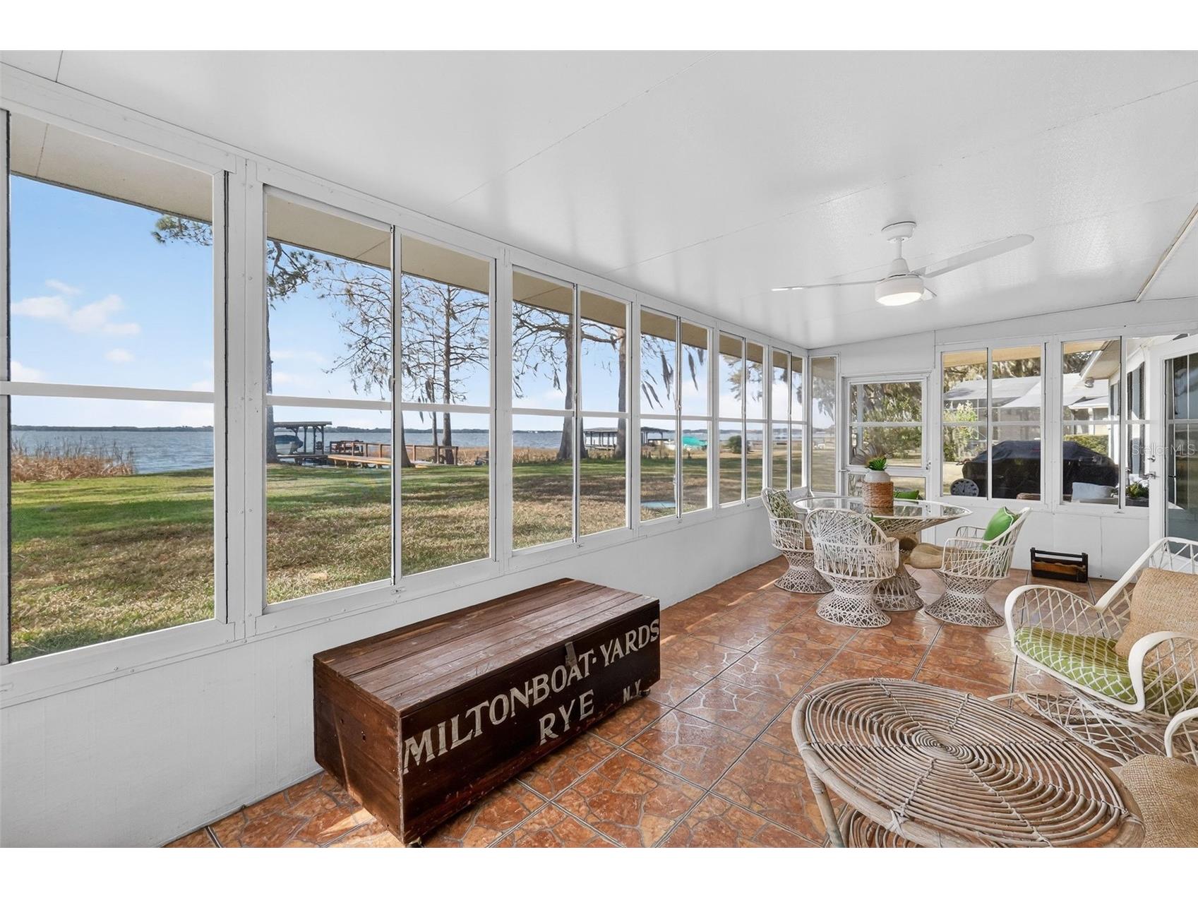 33225 Lakeshore Drive Tavares FL 32778 - LAKE DORA - HARRIS CHAIN OF LAKES G5108512 image34