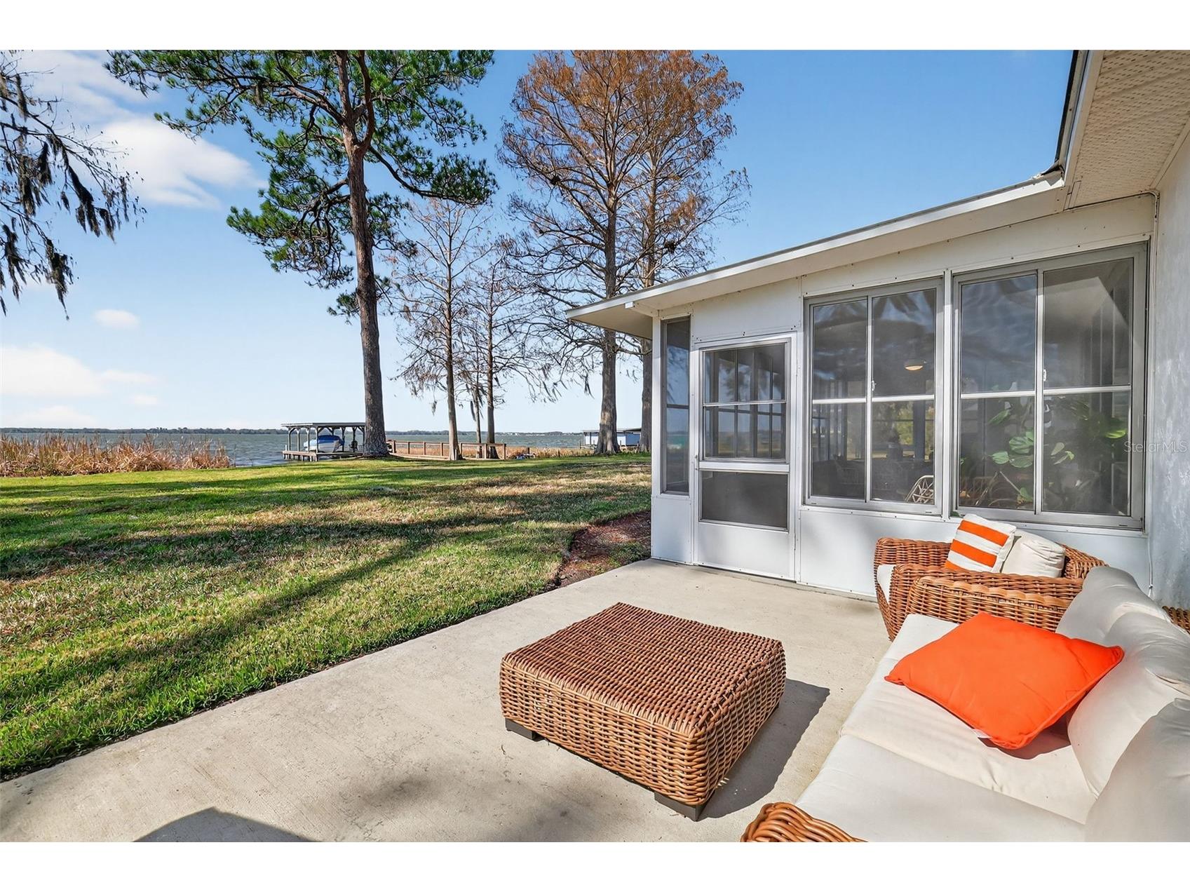 33225 Lakeshore Drive Tavares FL 32778 - LAKE DORA - HARRIS CHAIN OF LAKES G5108512 image39