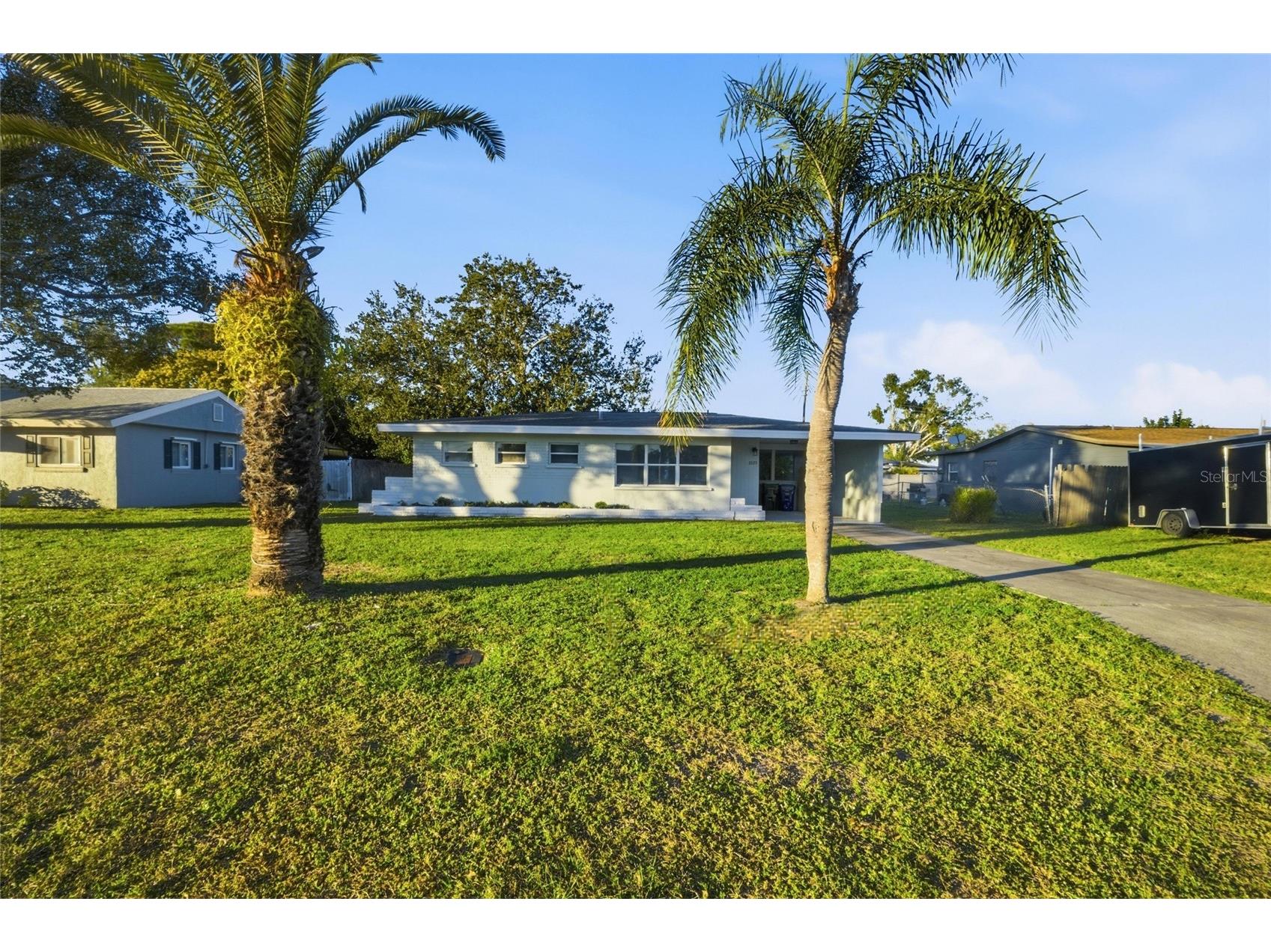 3323 Barstow Street Sarasota FL 34235 A4678666 image1