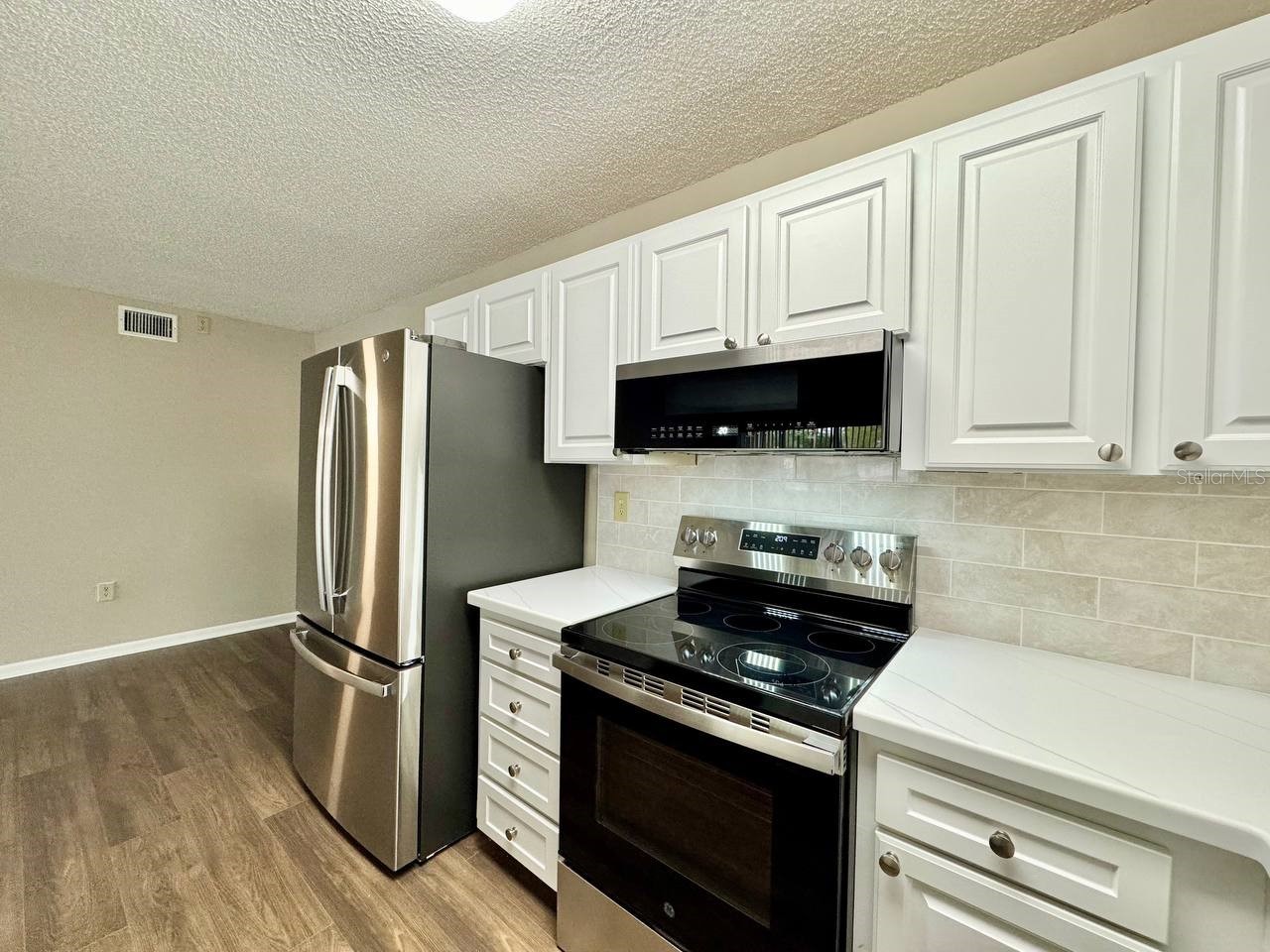 3323 Crystal Court E #A Palm Harbor FL 34685 TB8487088 image12