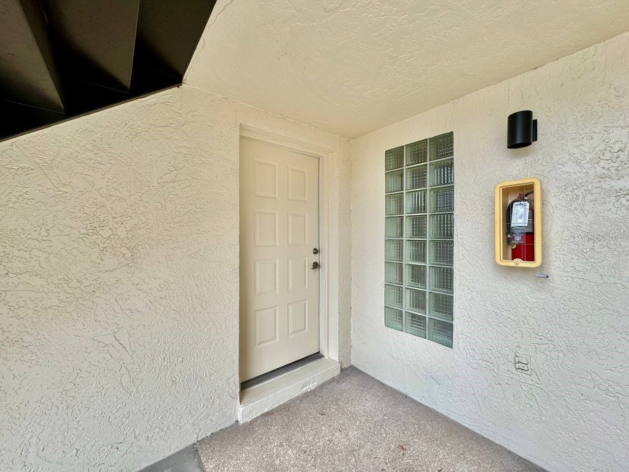 3323 Crystal Court E #A Palm Harbor FL 34685 TB8487088 image3