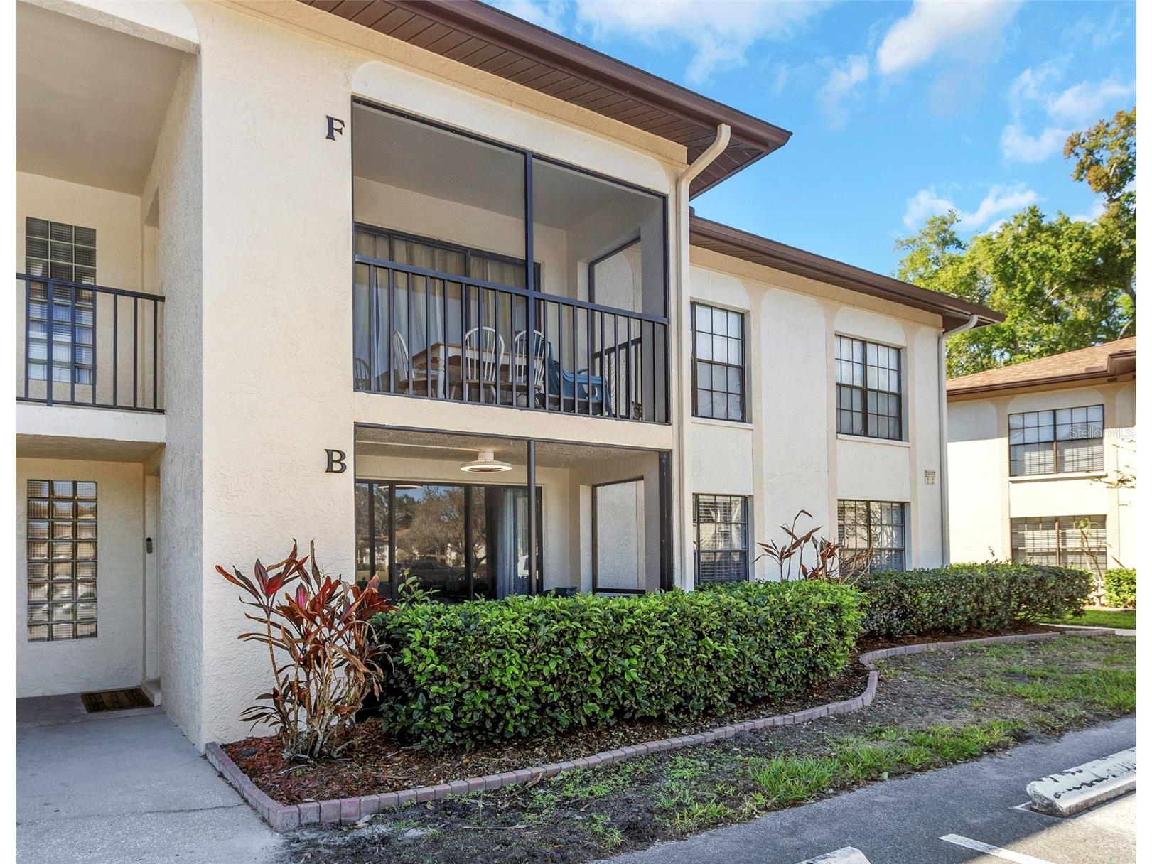 3323 Crystal Court E #B Palm Harbor FL 34685 TB8488585 image1