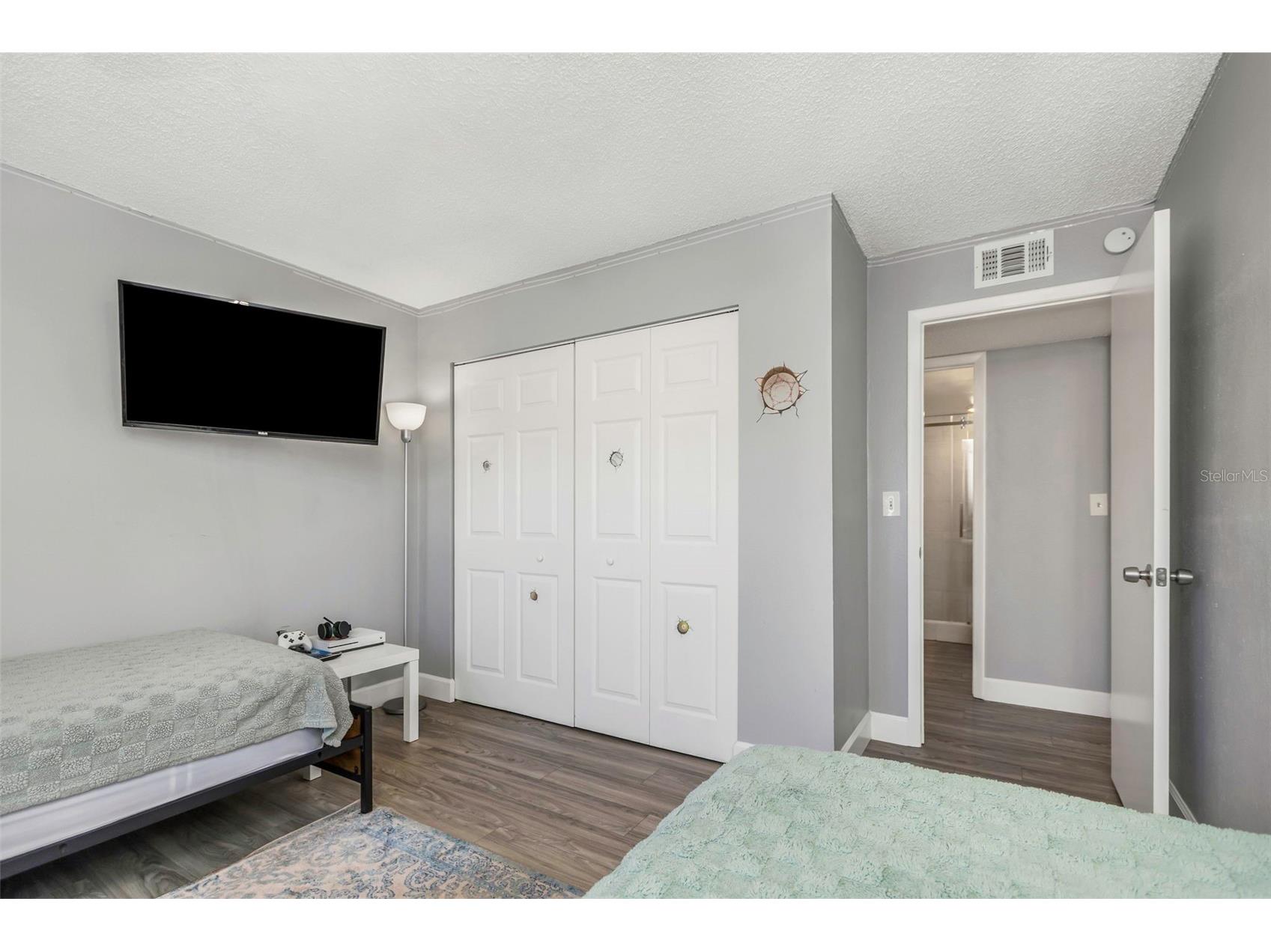 3323 Crystal Court E #B Palm Harbor FL 34685 TB8488585 image22