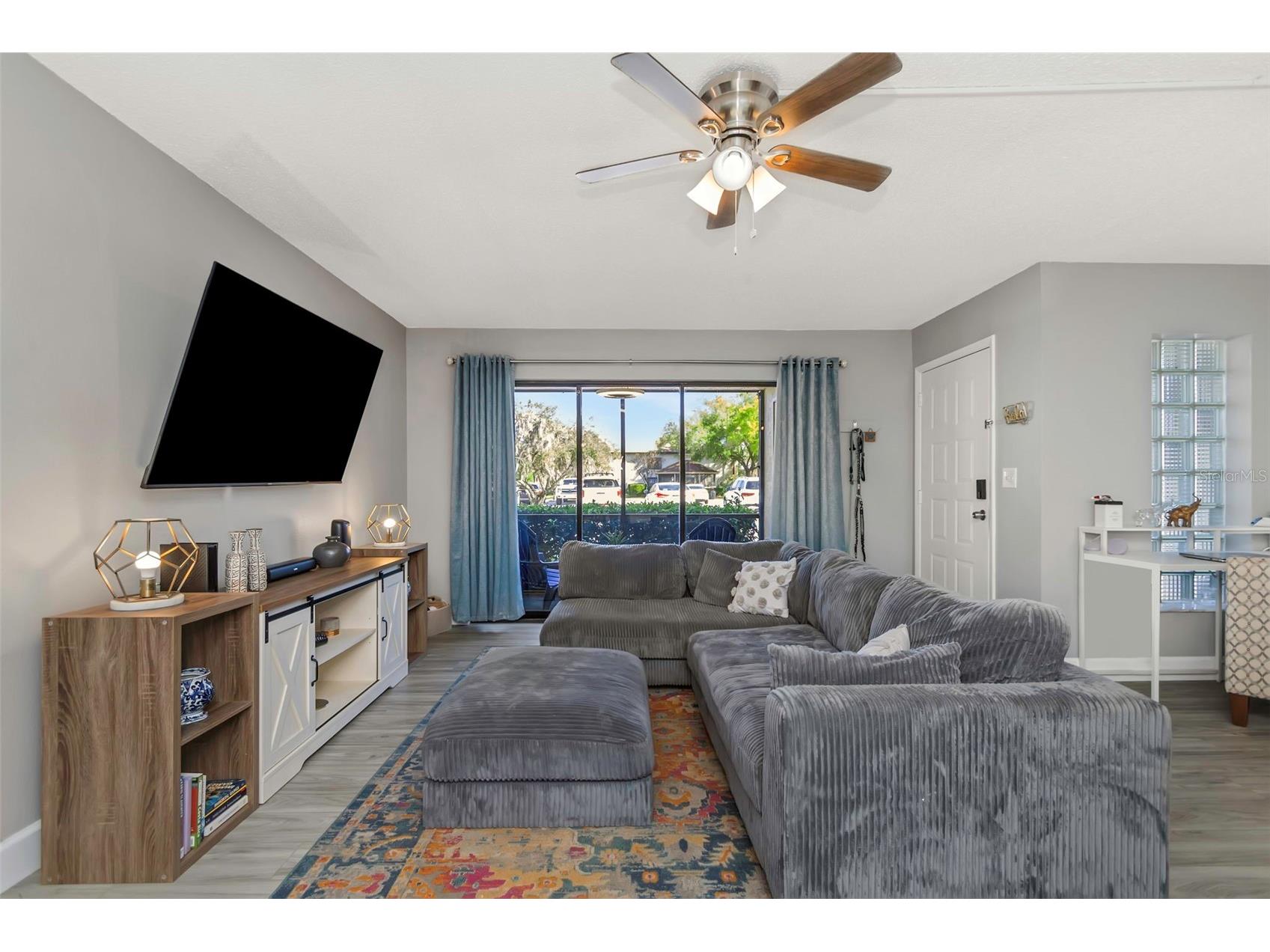 3323 Crystal Court E #B Palm Harbor FL 34685 TB8488585 image4