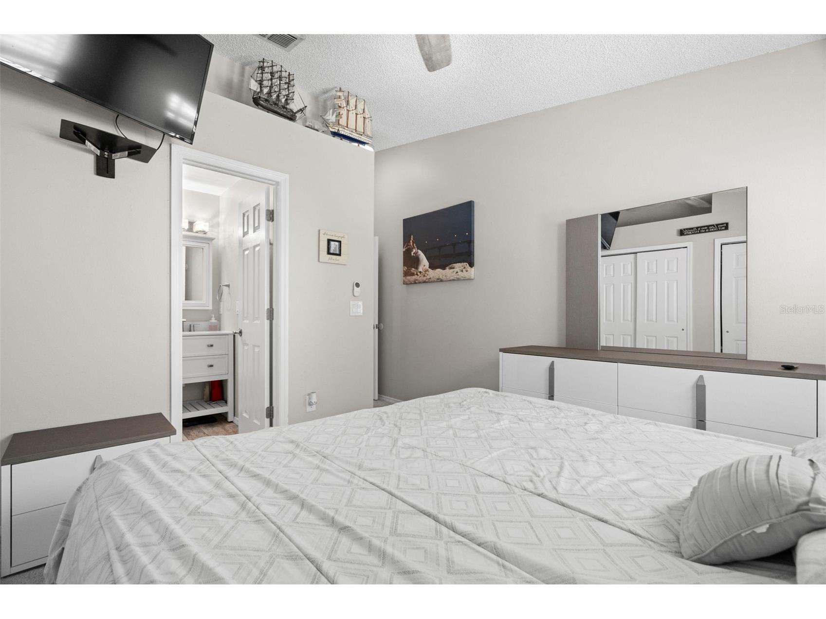 3323 Fox Hunt Drive Palm Harbor FL 34683 TB8519475 image16