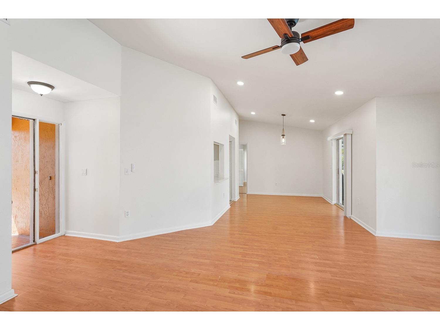 3323 Meadow Run Circle Venice FL 34293 TB8487634 image11