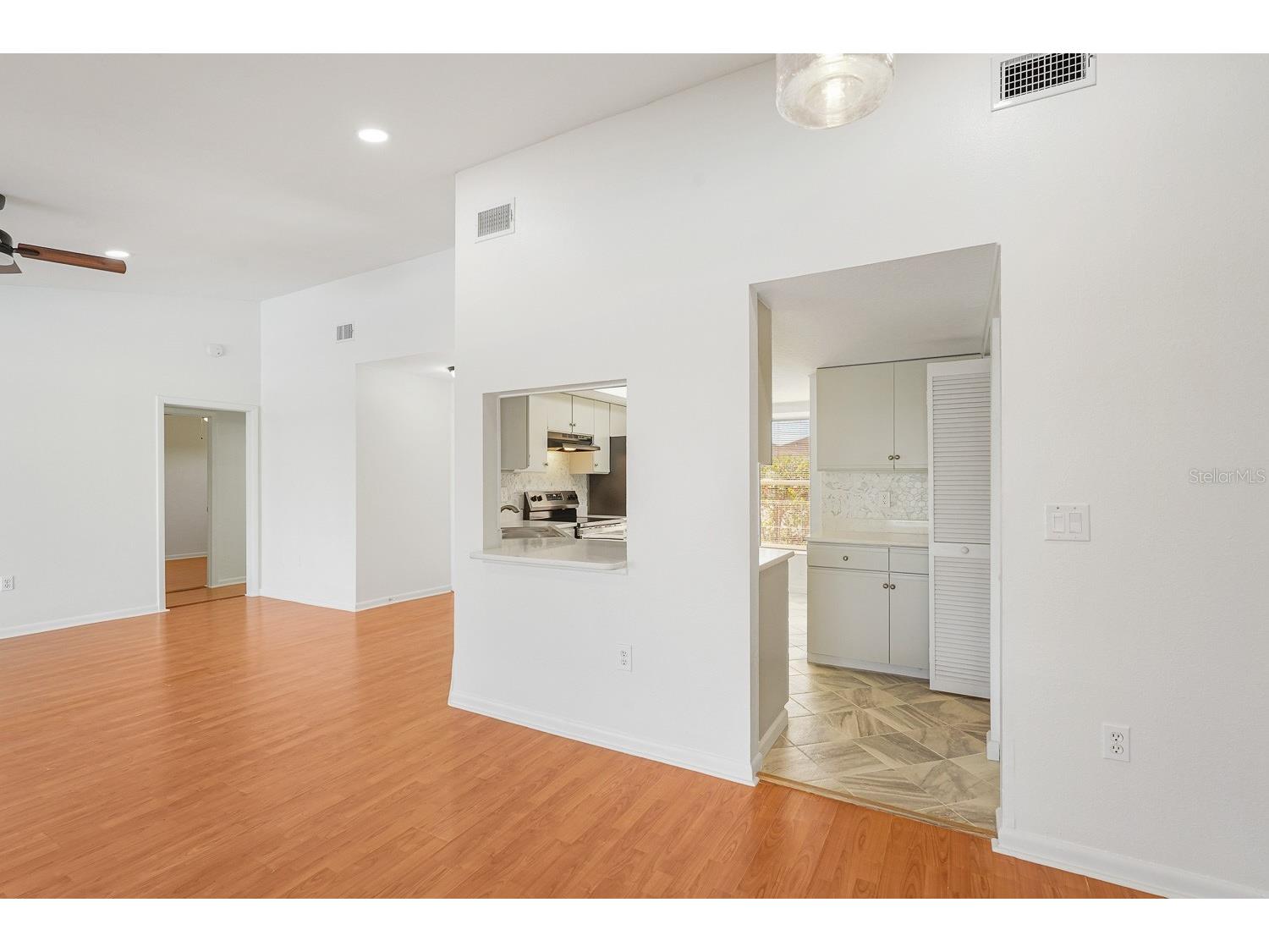 3323 Meadow Run Circle Venice FL 34293 TB8487634 image12