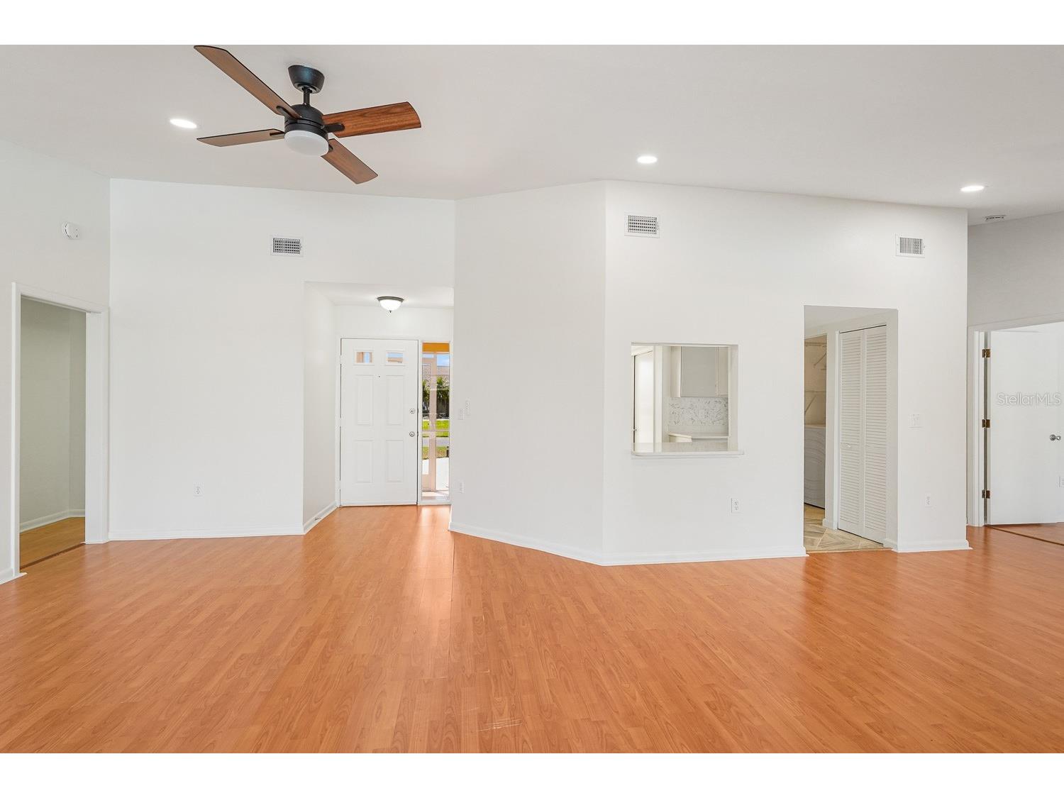 3323 Meadow Run Circle Venice FL 34293 TB8487634 image13