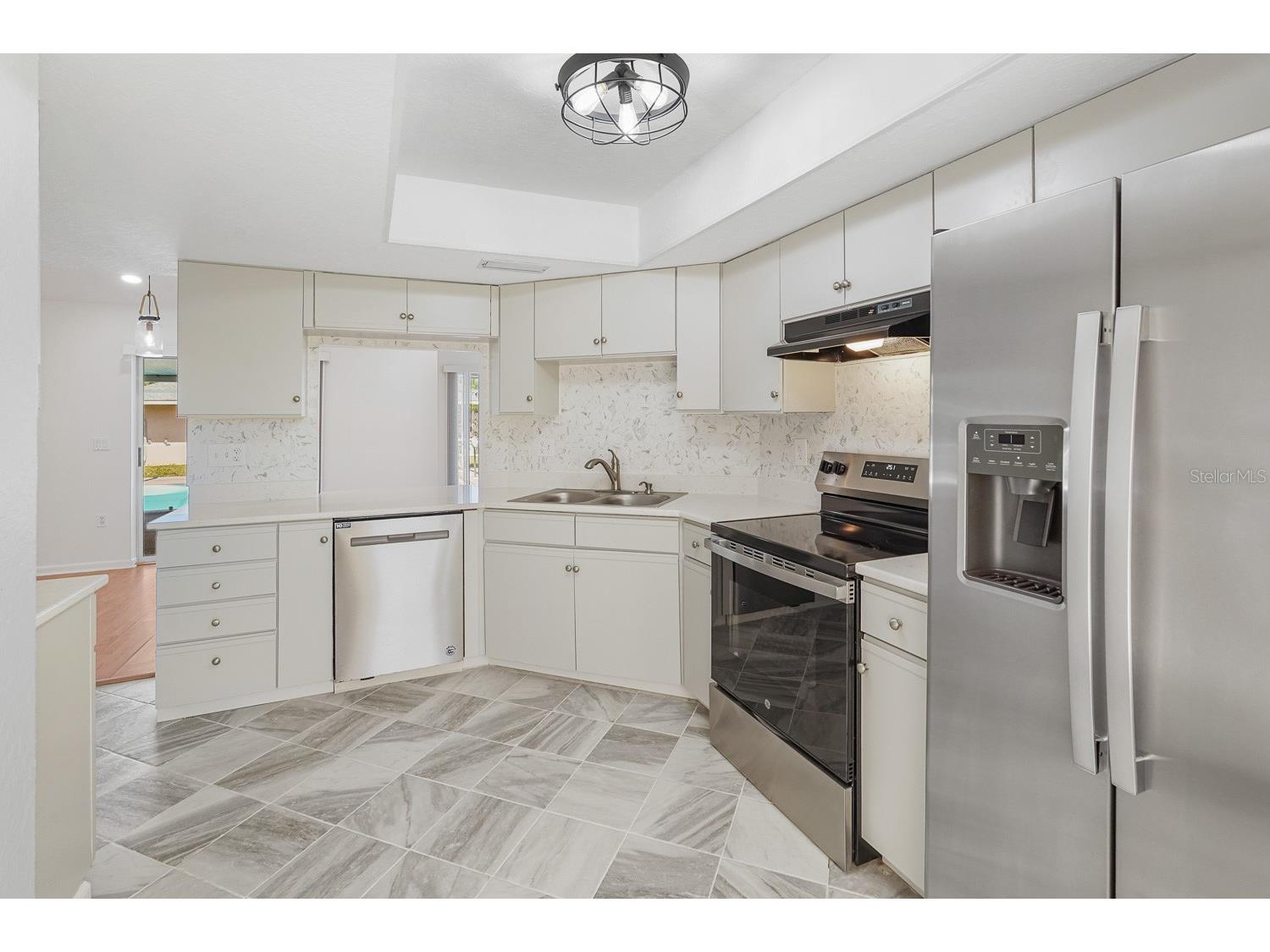 3323 Meadow Run Circle Venice FL 34293 TB8487634 image16