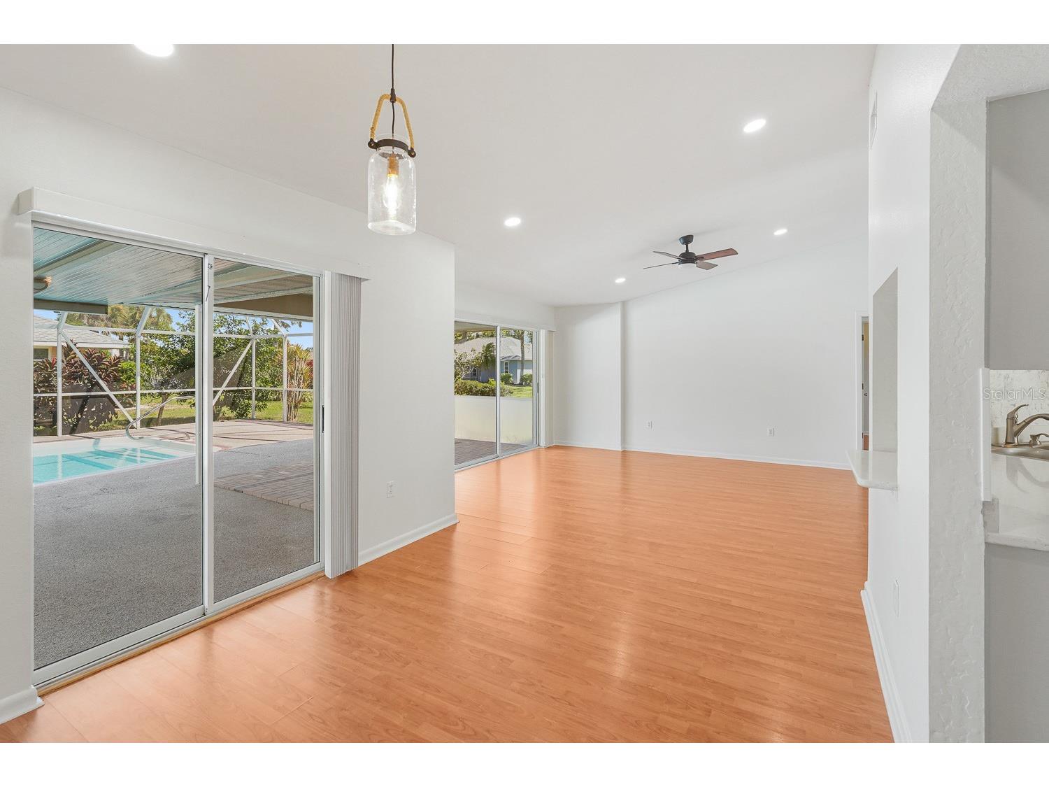 3323 Meadow Run Circle Venice FL 34293 TB8487634 image20