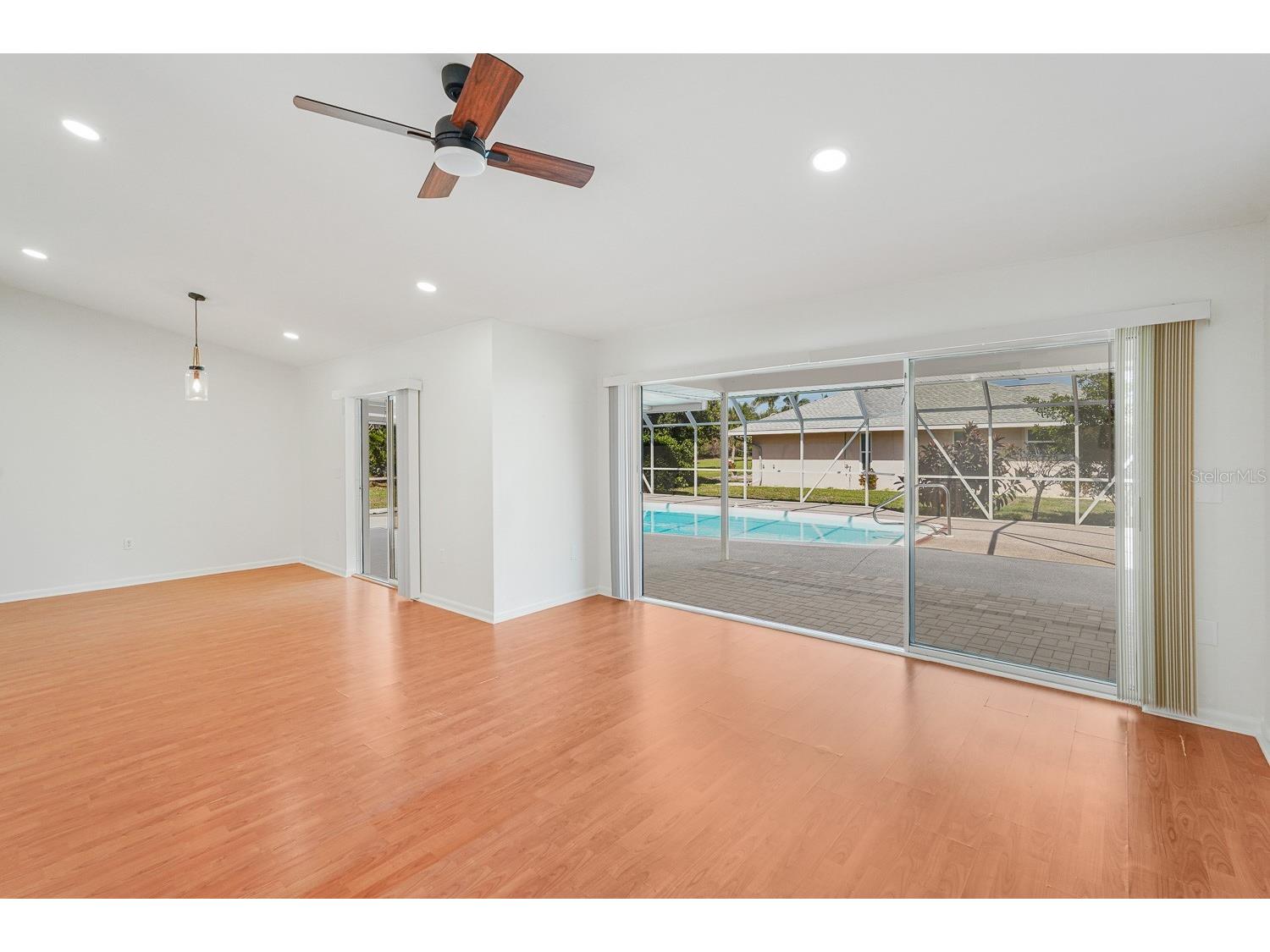3323 Meadow Run Circle Venice FL 34293 TB8487634 image29