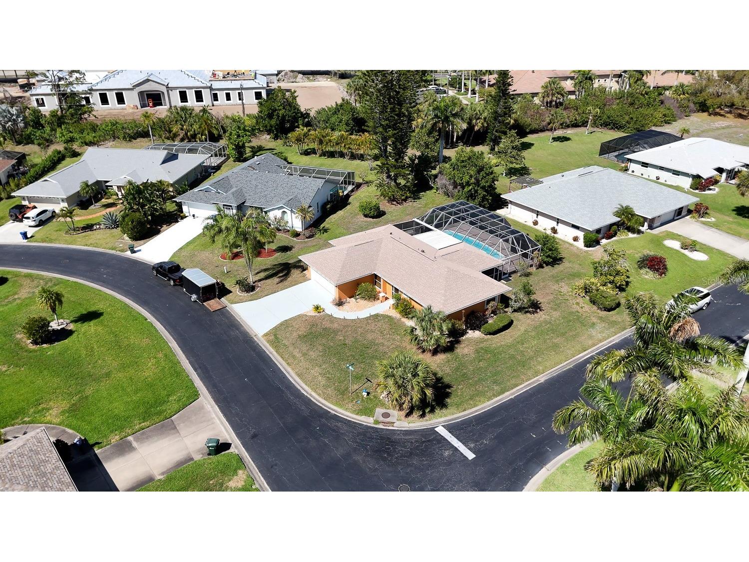 3323 Meadow Run Circle Venice FL 34293 TB8487634 image51