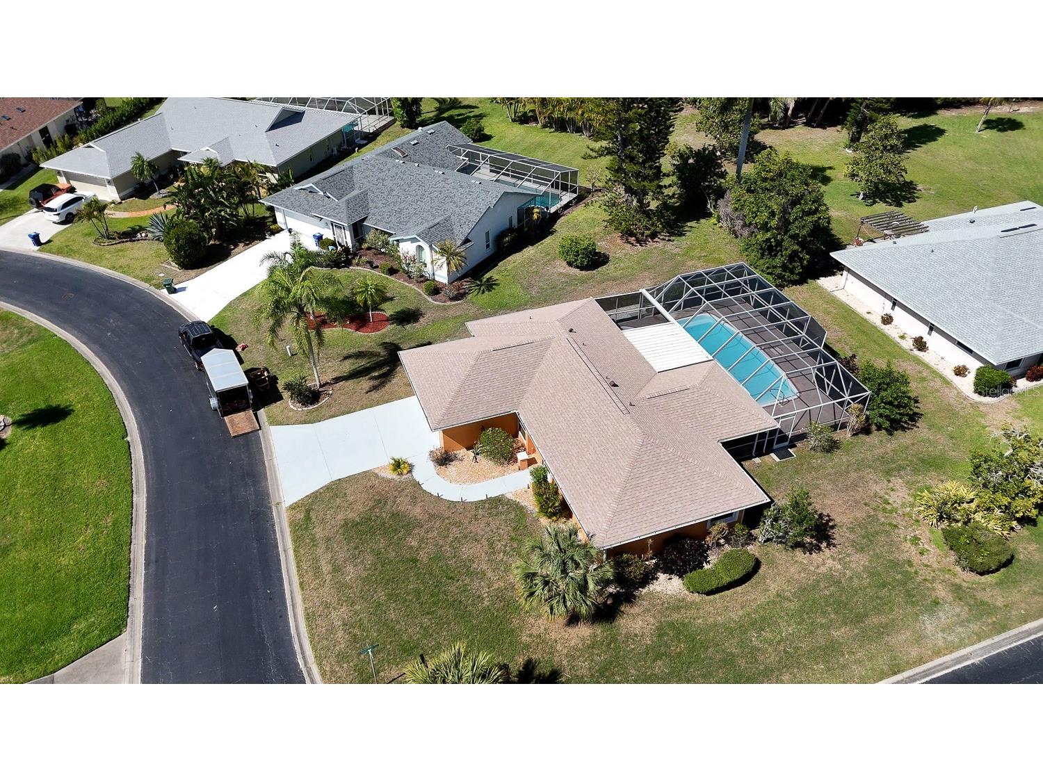 3323 Meadow Run Circle Venice FL 34293 TB8487634 image55
