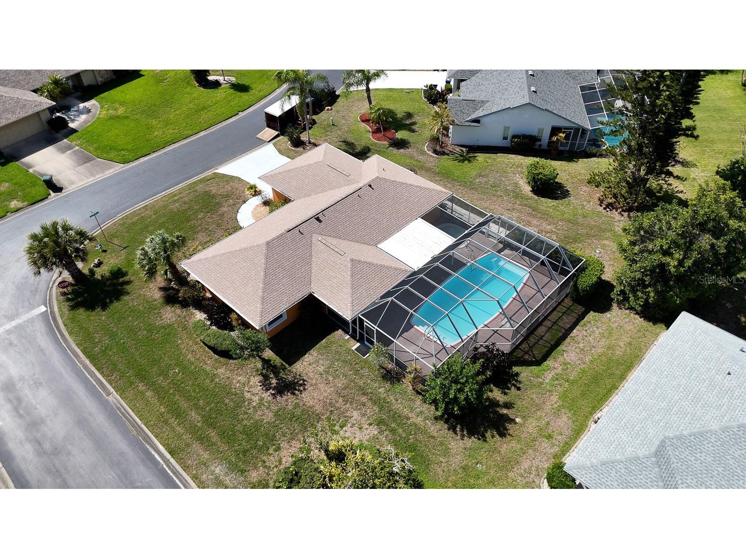 3323 Meadow Run Circle Venice FL 34293 TB8487634 image56