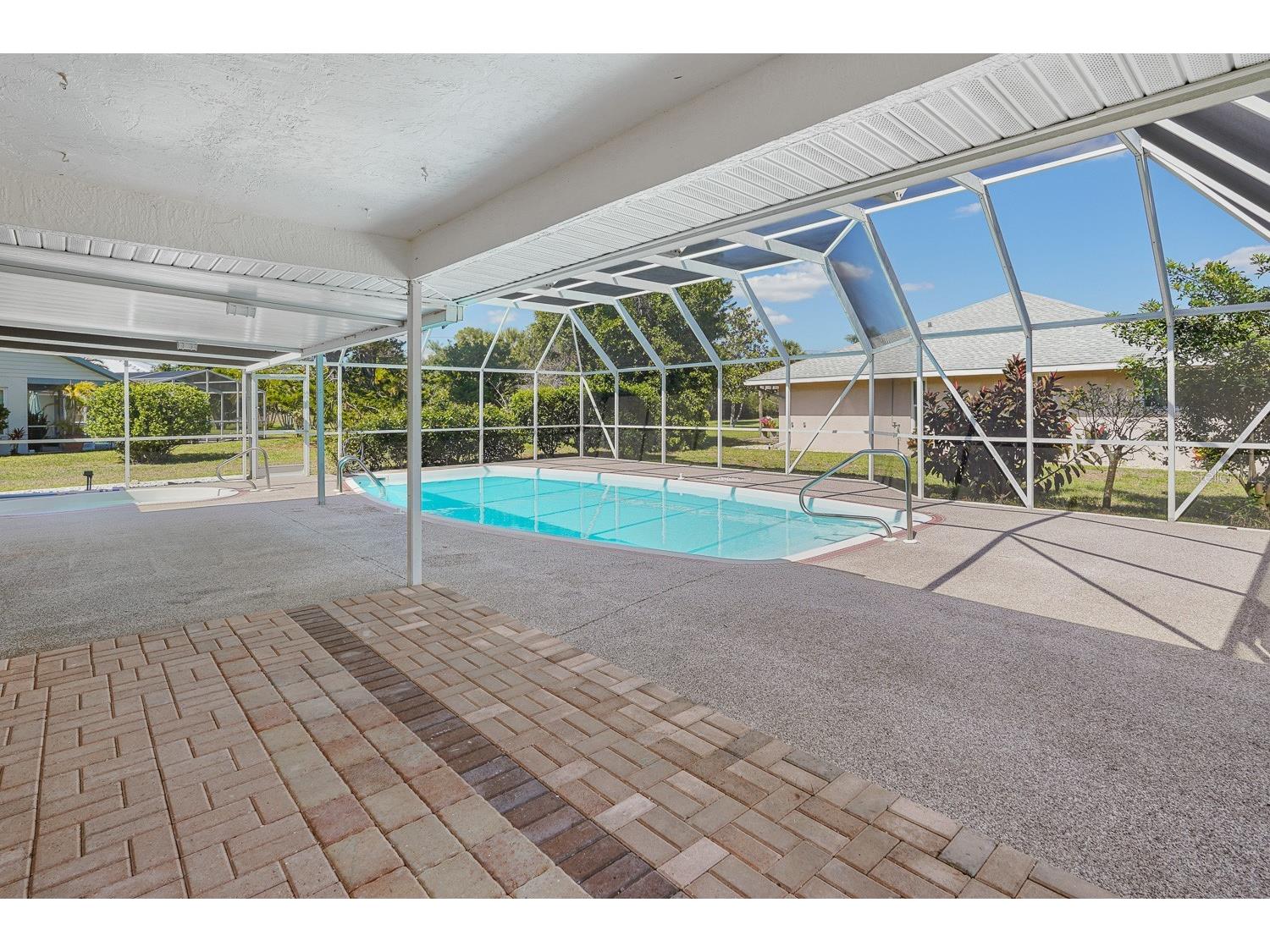 3323 Meadow Run Circle Venice FL 34293 TB8487634 image6