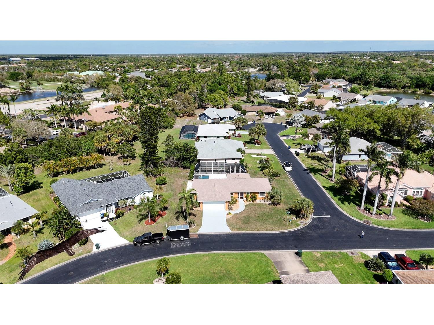 3323 Meadow Run Circle Venice FL 34293 TB8487634 image60