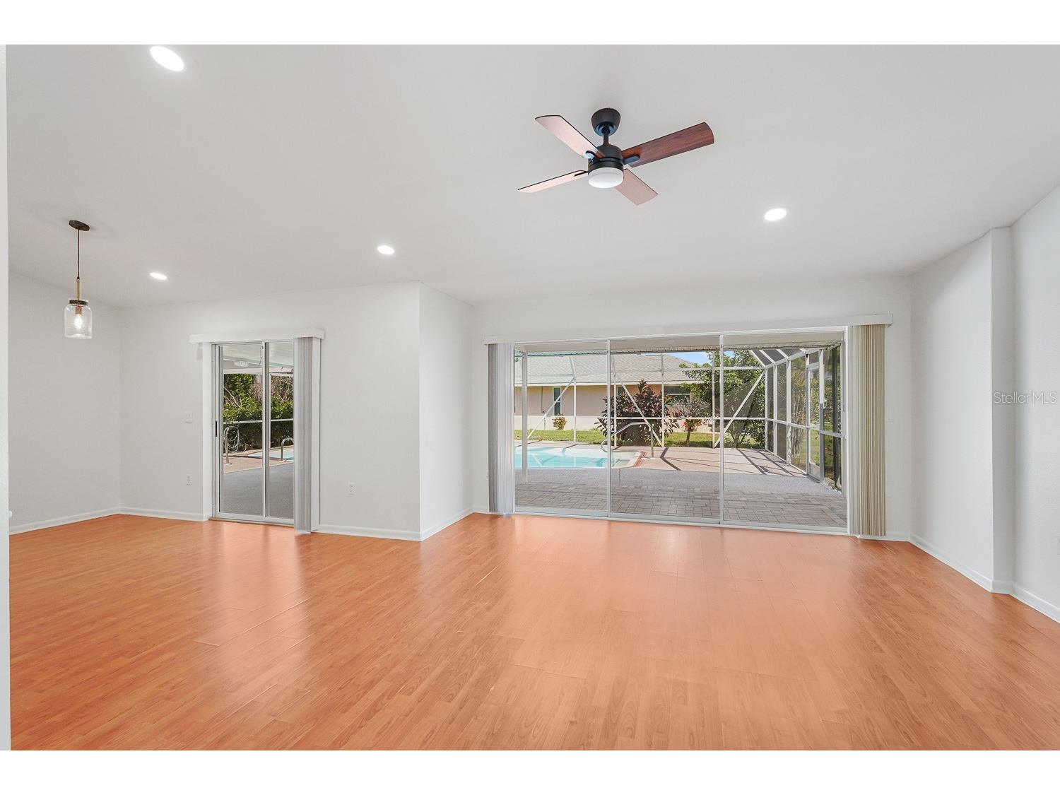 3323 Meadow Run Circle Venice FL 34293 TB8487634 image9
