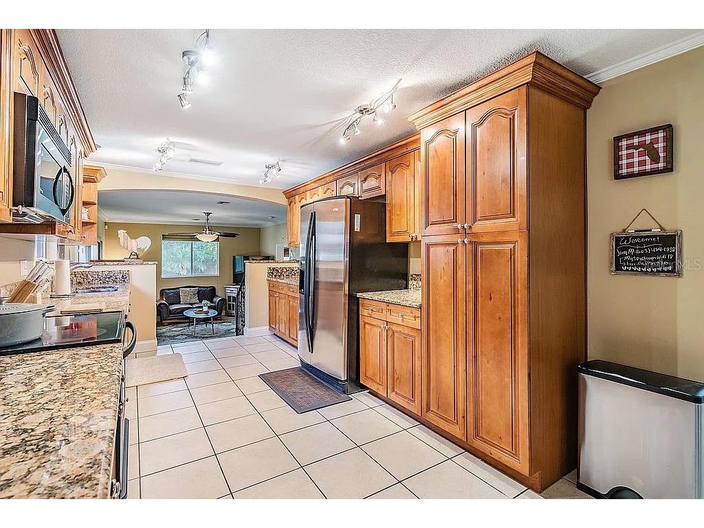 3323 W Walnut Street Tampa FL 33607 TB8443262 image15