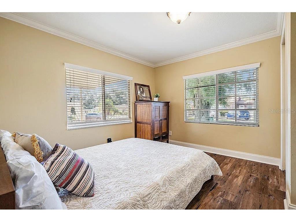 3323 W Walnut Street Tampa FL 33607 TB8443262 image26