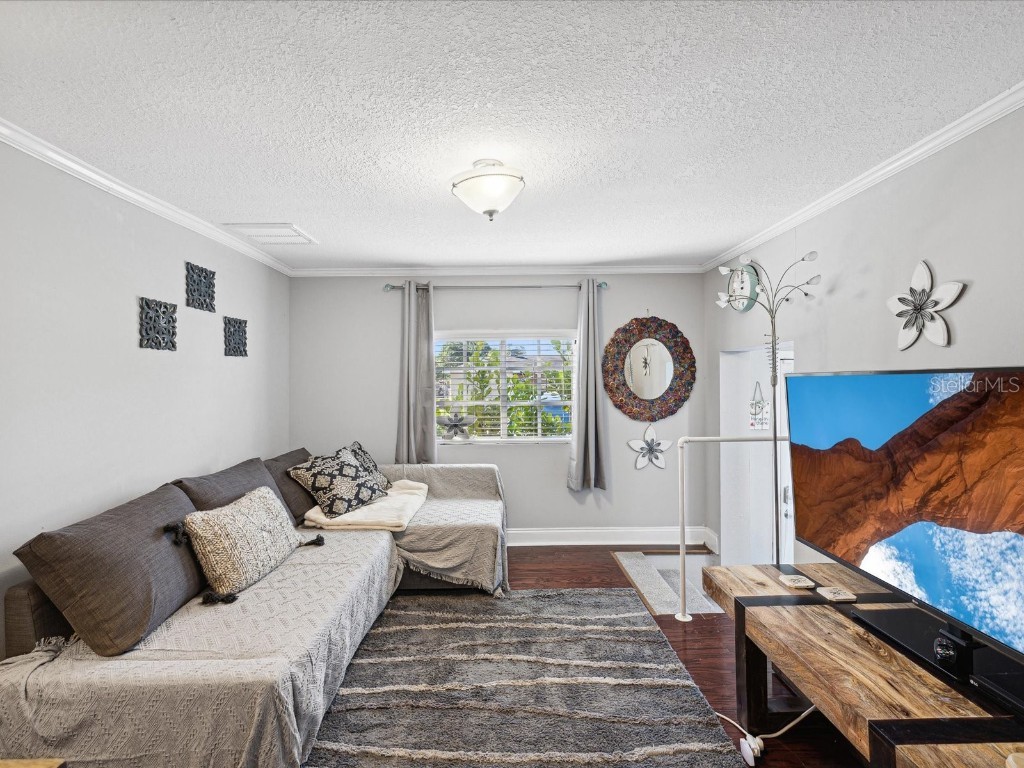 3323 W Walnut Street Tampa FL 33607 TB8443262 image36