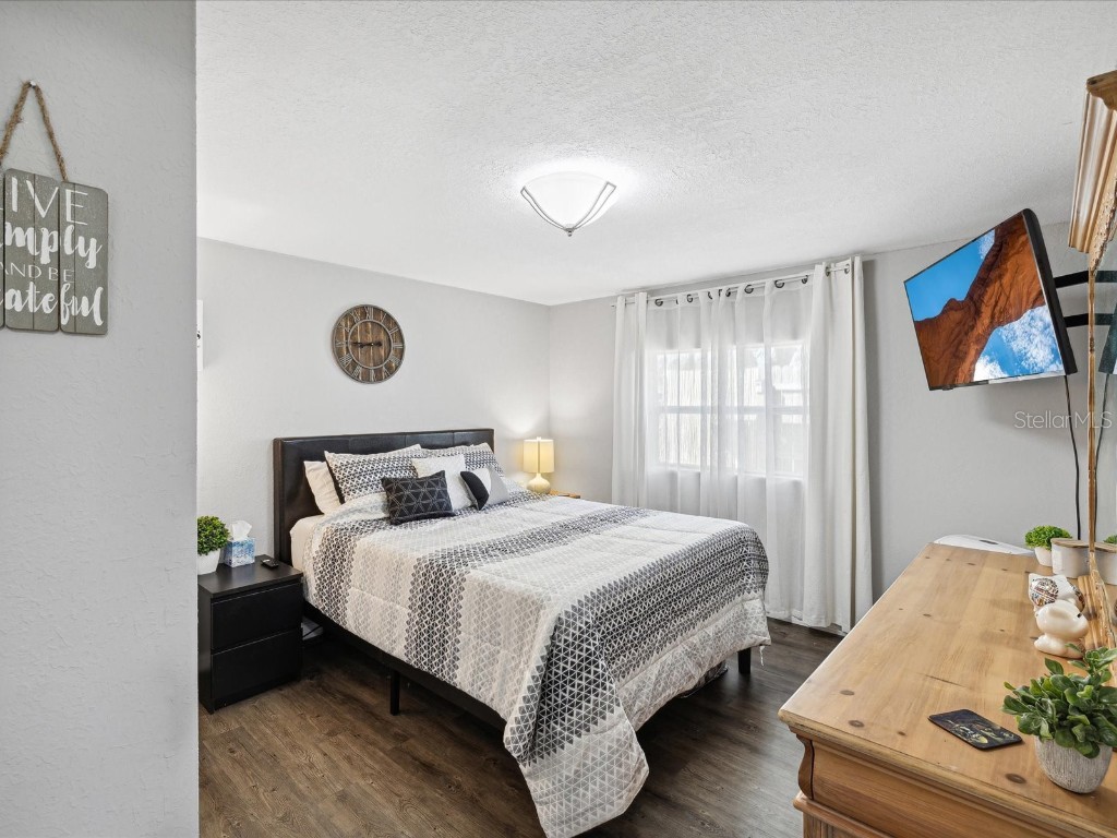 3323 W Walnut Street Tampa FL 33607 TB8443262 image41