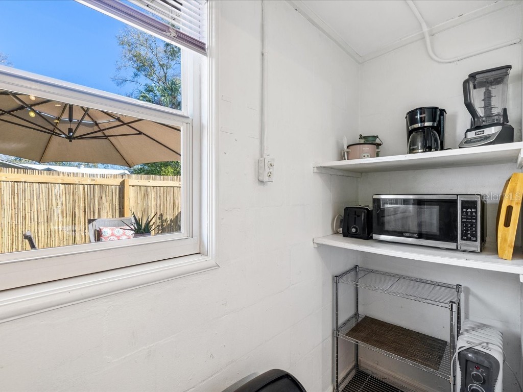 3323 W Walnut Street Tampa FL 33607 TB8443262 image45