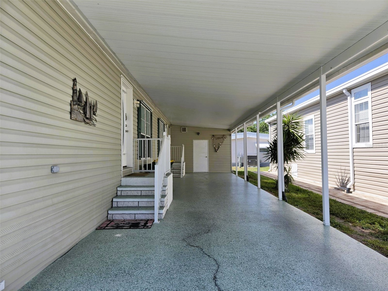 3324 Overcup Oak Terrace Sarasota FL 34237 A4698245 image4