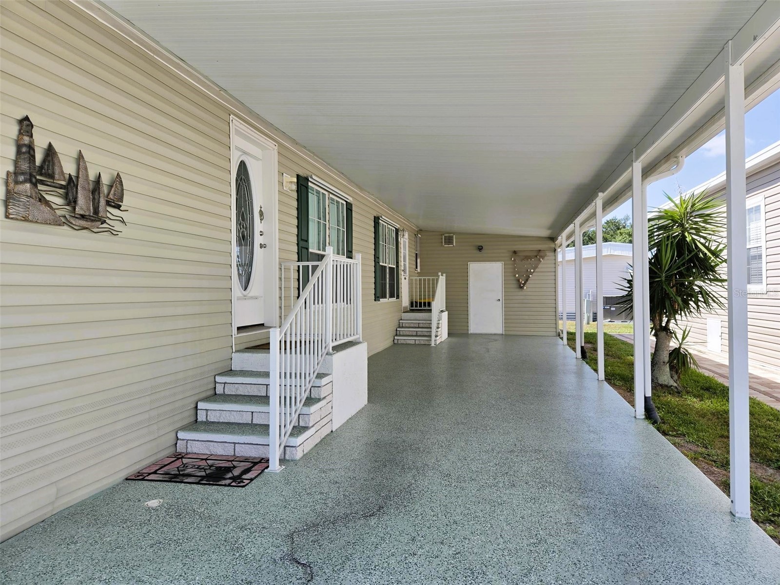 3324 Overcup Oak Terrace Sarasota FL 34237 A4698245 image6