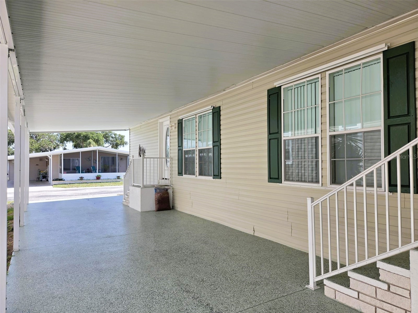 3324 Overcup Oak Terrace Sarasota FL 34237 A4698245 image8
