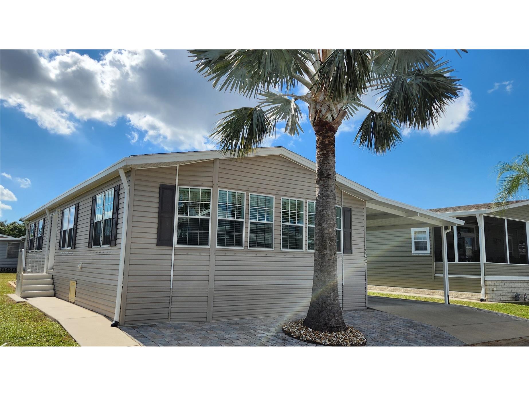 3324 Spanish Oak Terrace Sarasota FL 34237 A4673027 image1