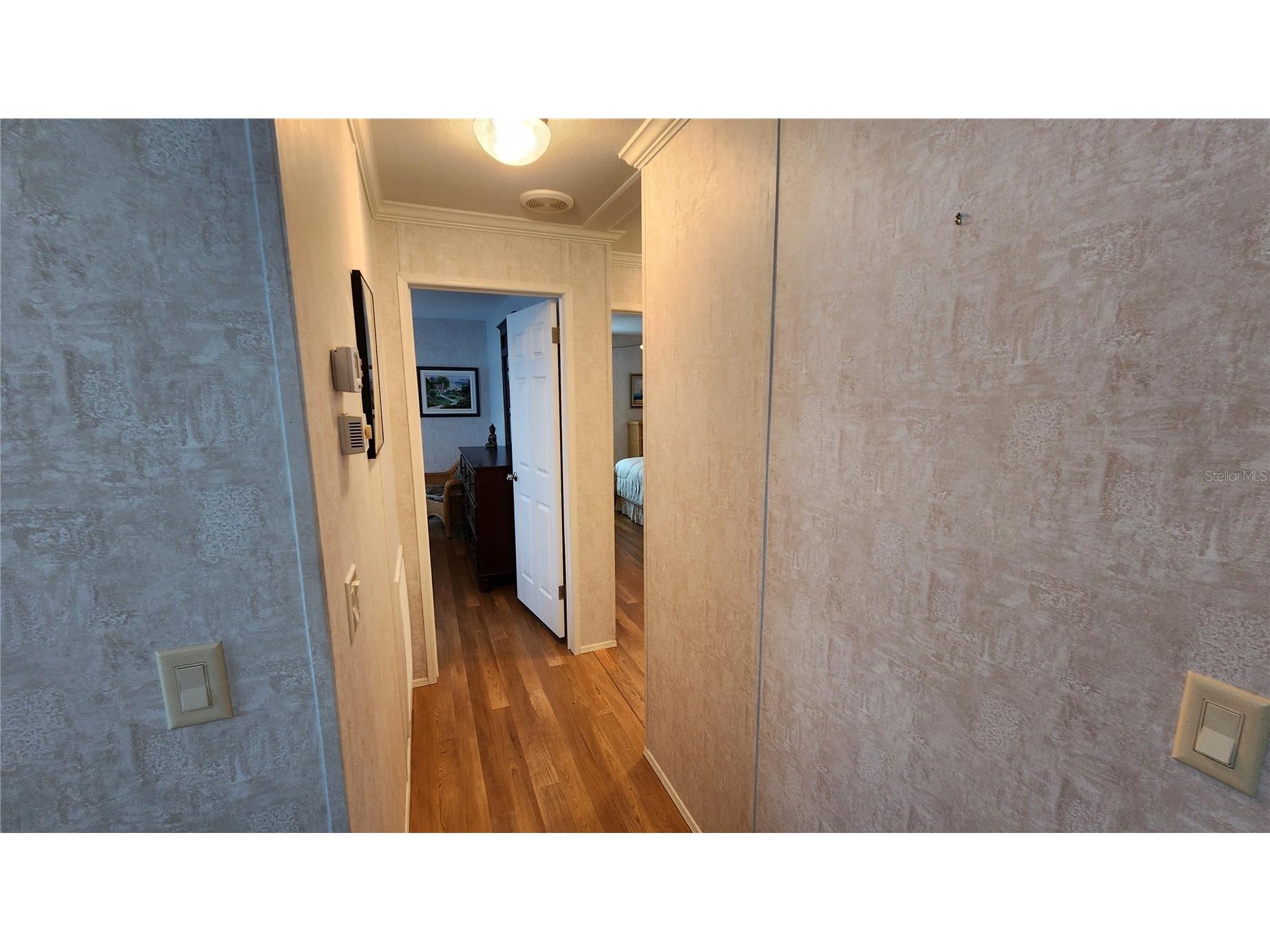 3324 Spanish Oak Terrace Sarasota FL 34237 A4673027 image24