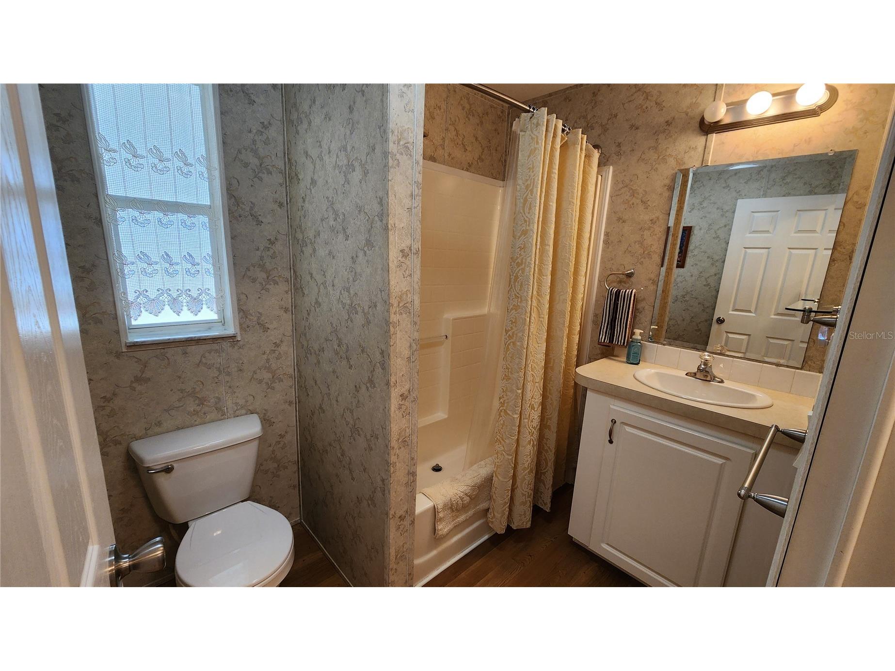 3324 Spanish Oak Terrace Sarasota FL 34237 A4673027 image30